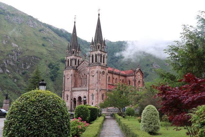 La Basílica de Covadonga en el Pueblos Mágico de Cangas de Onís