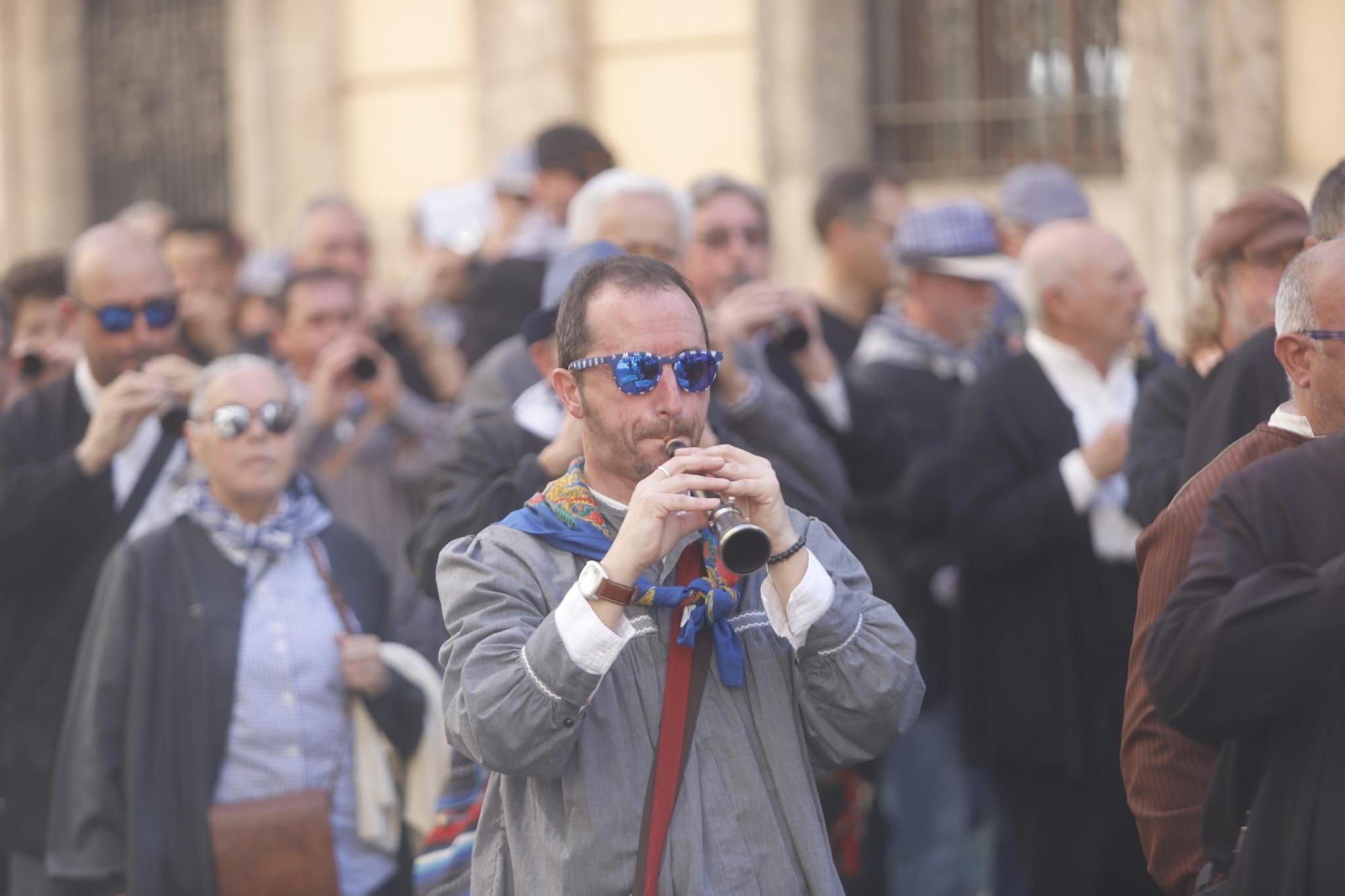 El ambiente fallero y el calor, protagonistas este domingo en València