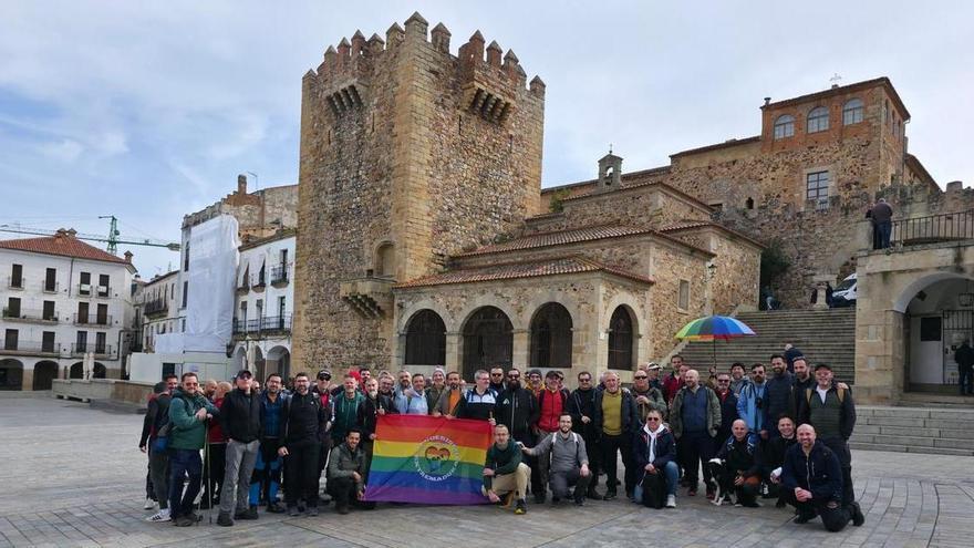 Senderismo Gay Extremadura: más de una década uniendo al colectivo LGTBI con rutas por Cáceres, Trujillo, Badajoz o Mérida