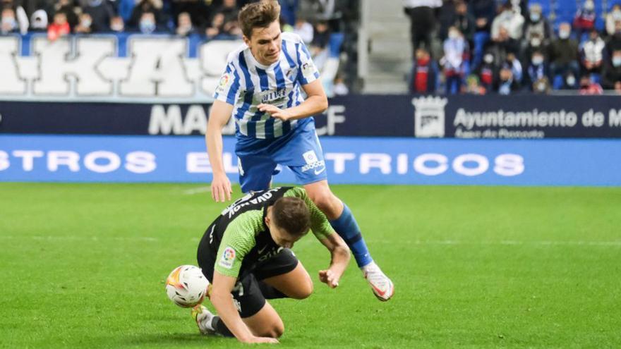 Aleix Febas debutó ayer con el Málaga CF. | GREGORIO MARRERO