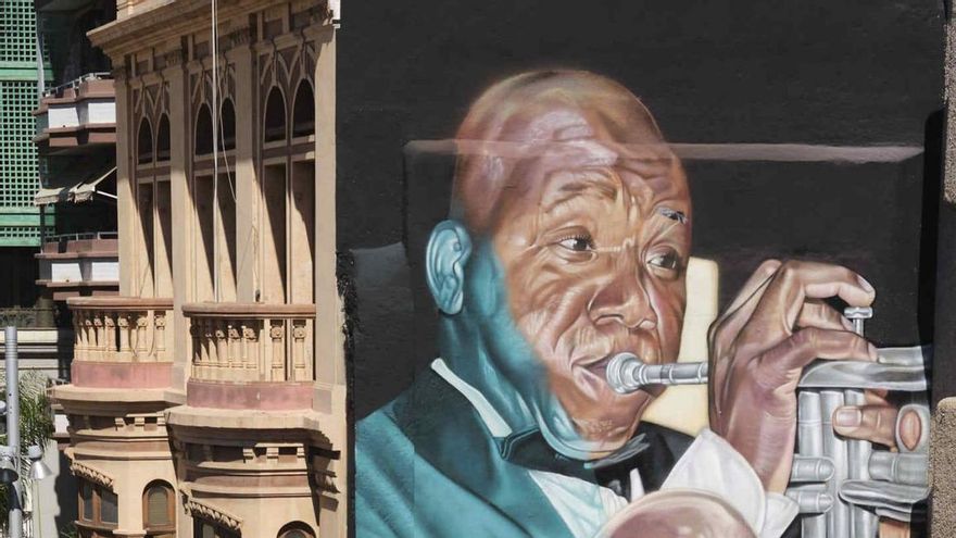 The streets of Tenerife are filled with color and vindication through the murals