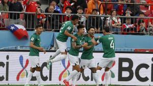 1-2. Bolivia hunde al Chile de Gareca y gana aliento en su camino hacia el Mundial