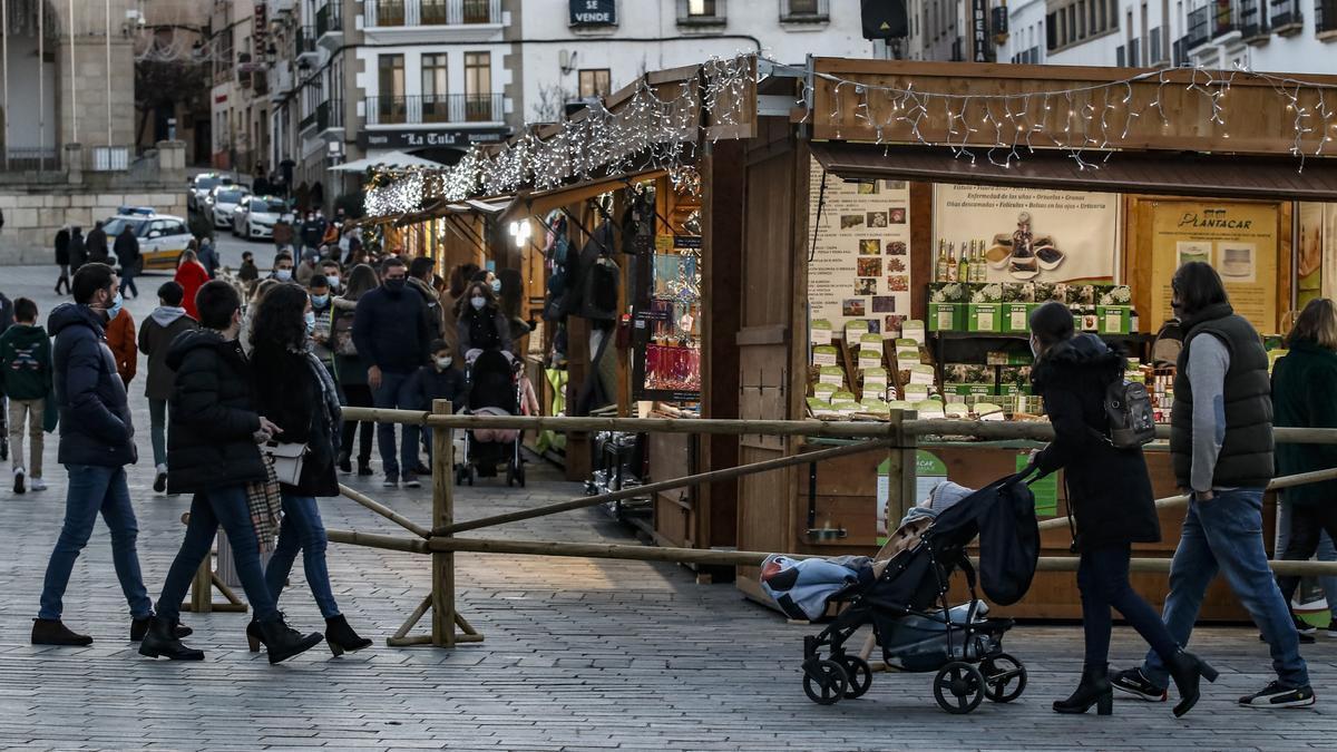 Imagen del mercado navideño del año pasado en la plaza Mayor.