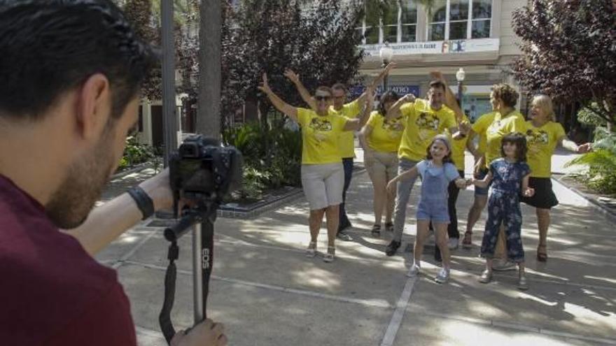 Actores grabando un vídeo que se proyectará durante el Festival de Teatro de Elche, Fitelx, que arranca la semana que viene en la ciudad.