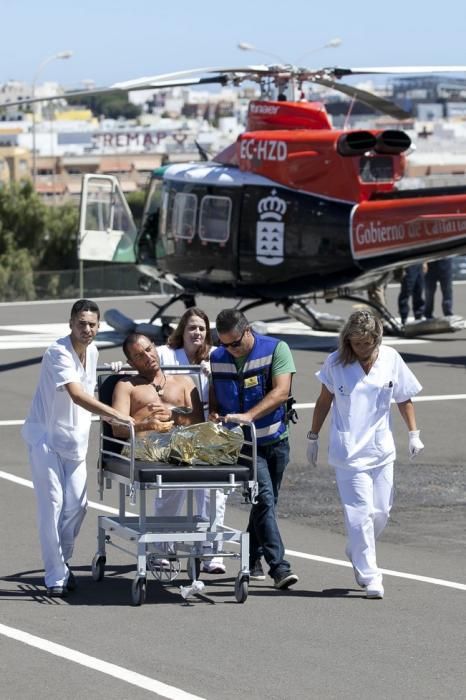 ARCHIVO: FUERTEVENTURA - El GES rescata a Álvaro Vizcaíno Albertos tras caerse en una zona de acantilado - 09-09-14