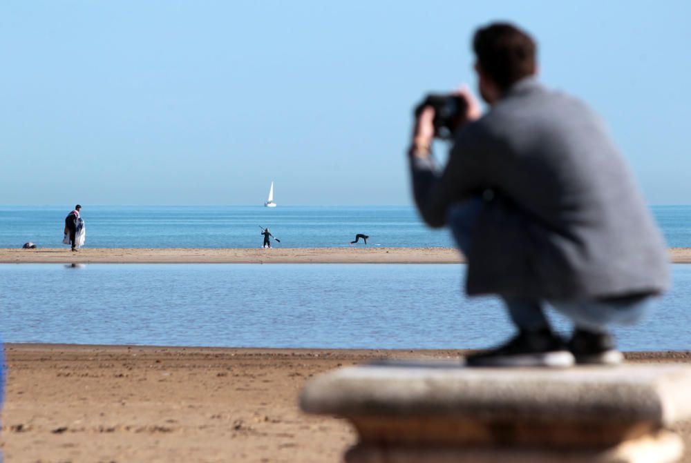 Una albufera en la playa de Las Arenas