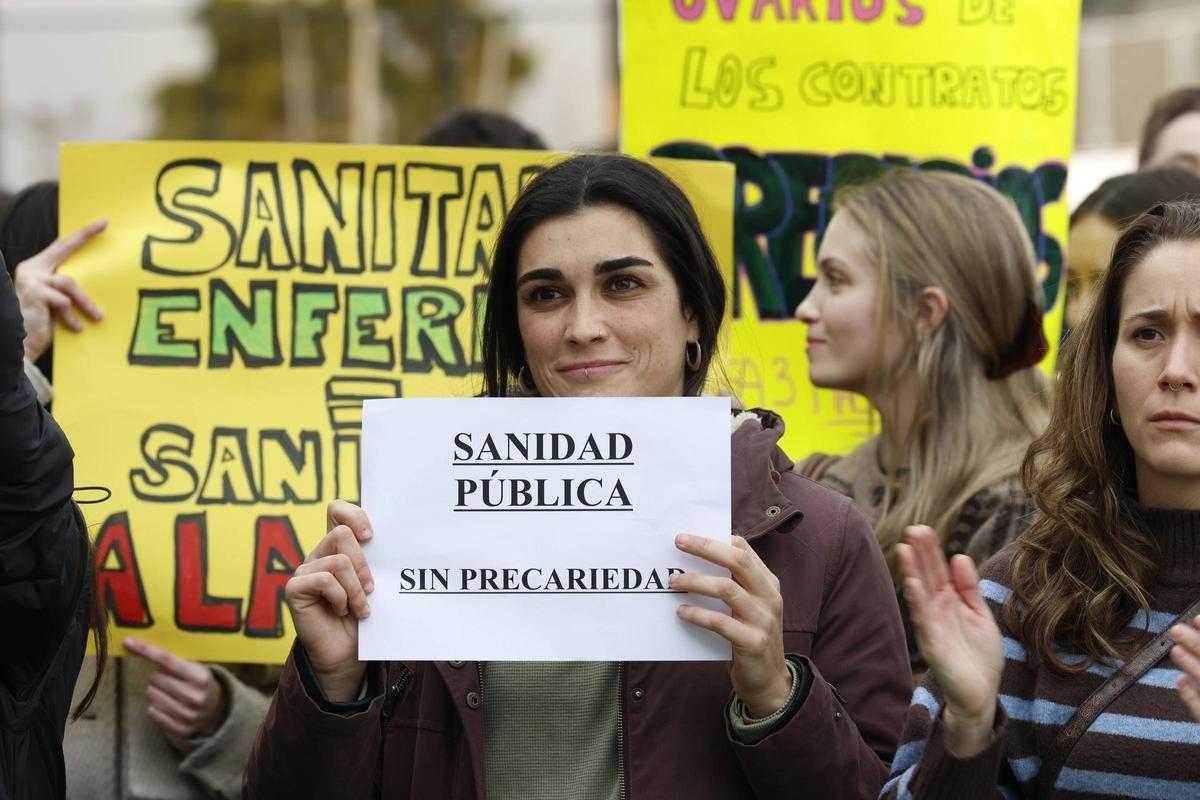 EN IMÁGENES: La protesta en el Hospital San Agustín de Avilés