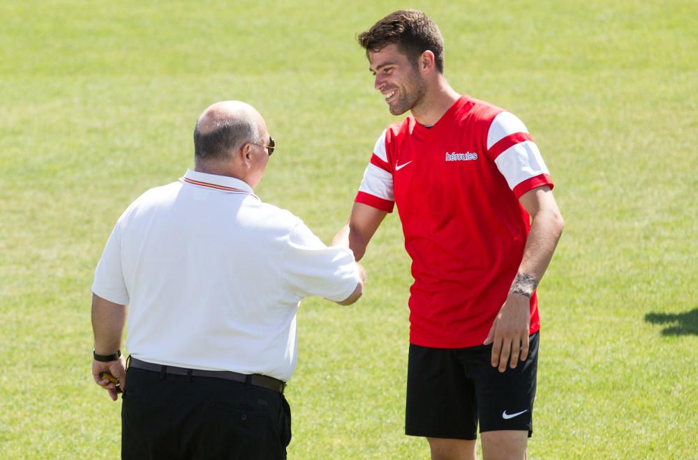 El Hércules realiza su último entrenamiento de la temporada