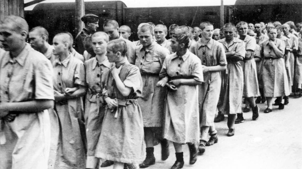 Presas usadas como trabajadoras esclavas en Auschwitz para la empresa I.G. Farben.