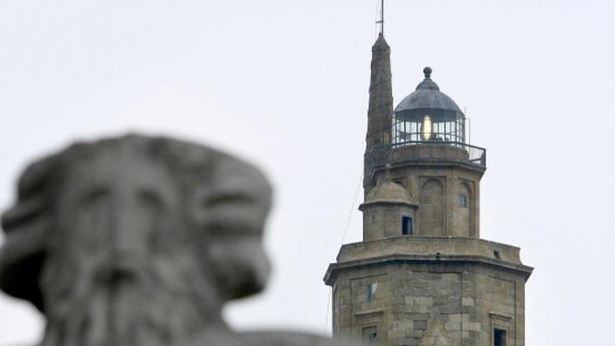 Faros De Toda Espana Emiten Una Senal Acustica En Apoyo A La Torre De Hercules La Opinion De A Coruna