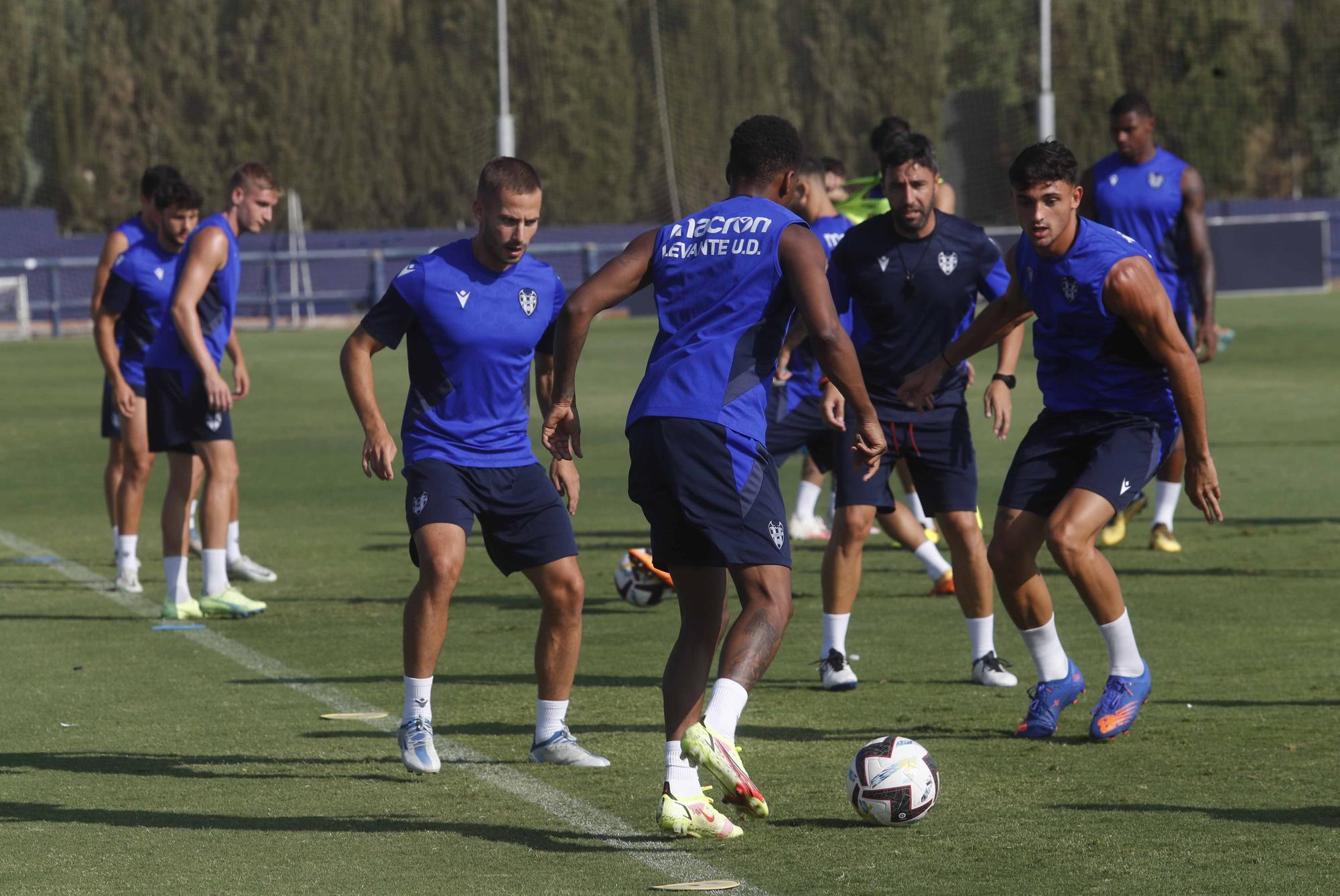 Sesión en Buñol del Levante UD