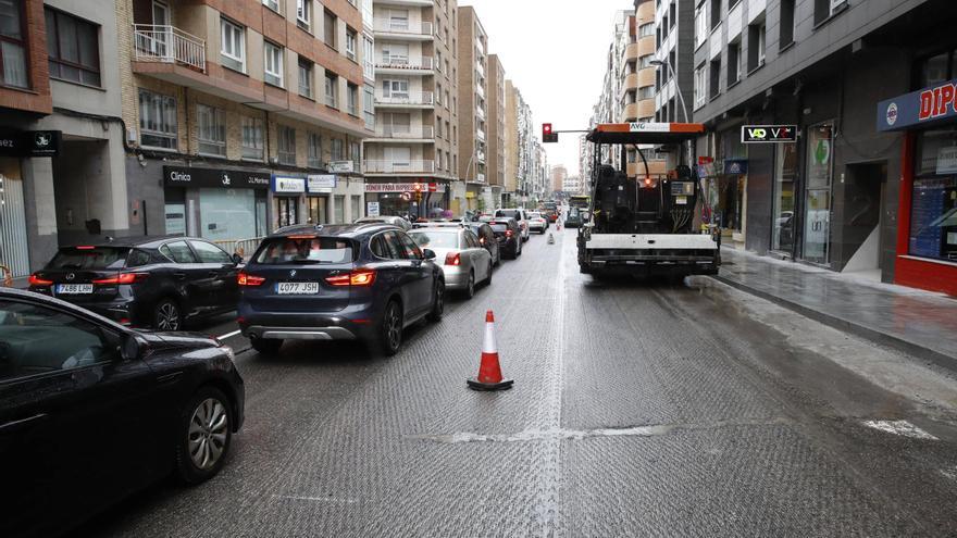 Pablo Iglesias, sprint final entre baches: el Ayuntamiento empieza a pavimentar