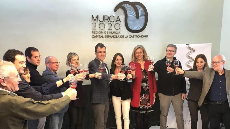 La sede de Murcia Capital Gastronómica fue escenario ayer de la presentación de &#039;VINarte 2020&#039;.