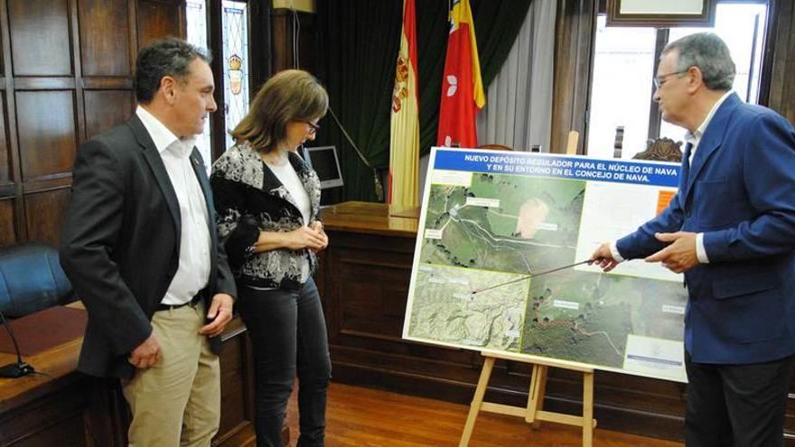 Juan Cañal, Belén Fernández y el director general de Calidad Ambiental, Manuel Gutiérrez.