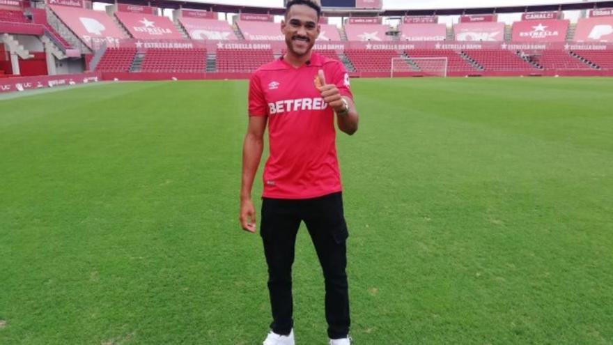 Mboula, en su presentación con el Mallorca.