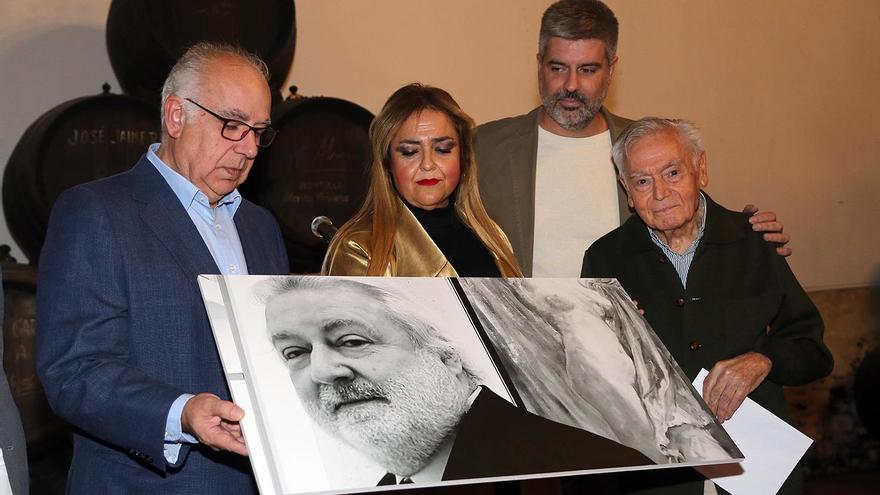 Montilla recuerda a Antonio López Hidalgo con una exposición