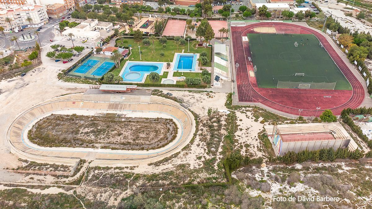 Vista aérea de la zona deportiva de Novelda.