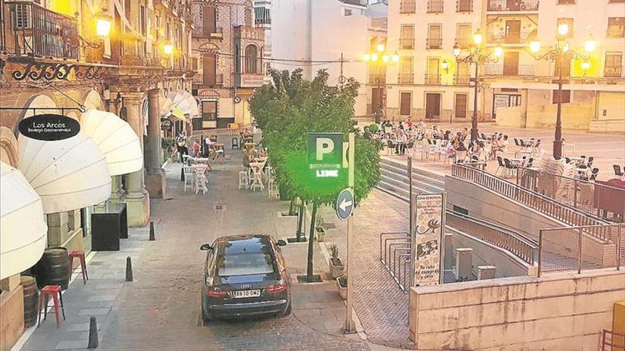 Vecinos y comerciantes se quejan por la peatonalización de la calle José de los Ángeles