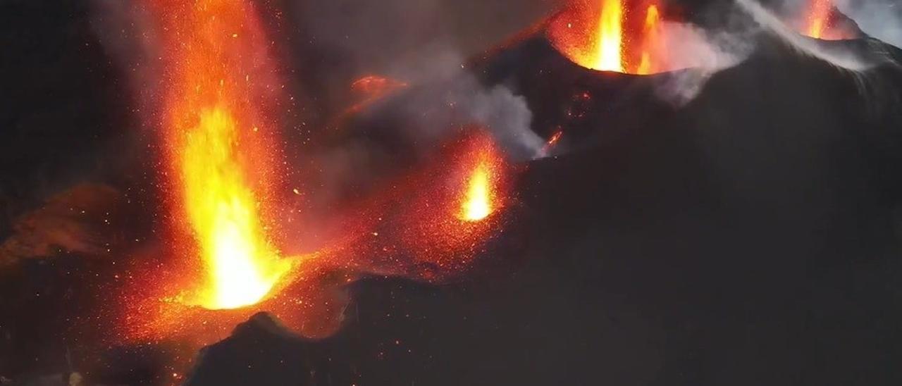 Nuevo derrumbe del interior del volcán