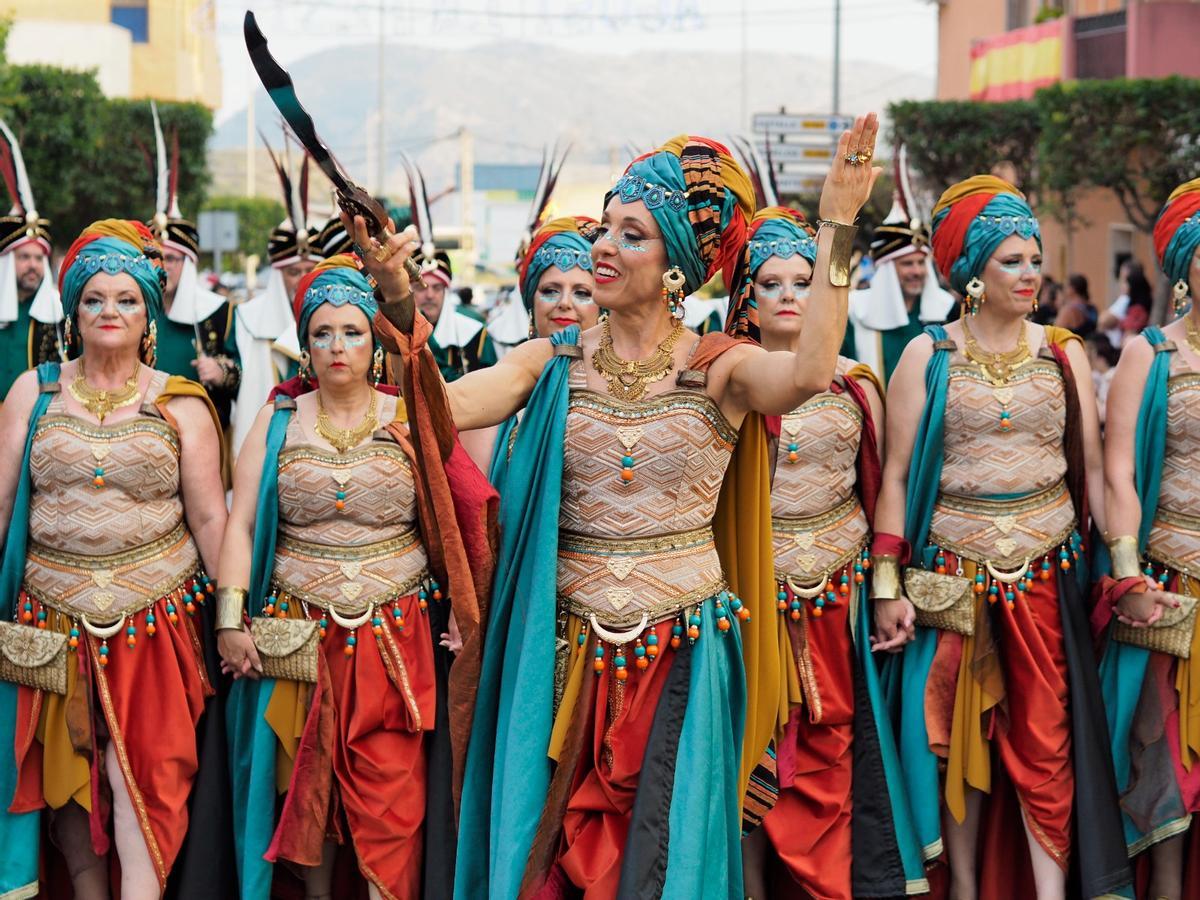 La Entrada Mora de los Moros y Cristianos de Agost, en imágenes