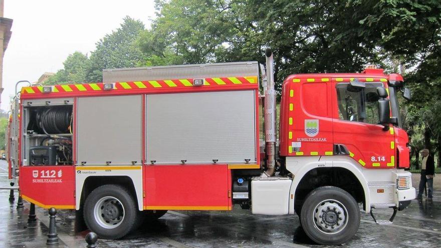 Un hombre muere y otro resulta herido en un incendio en Irún