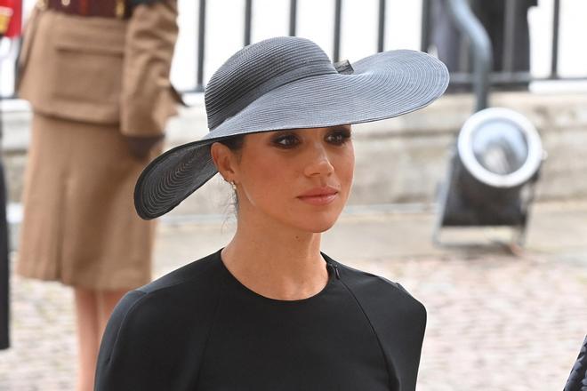 Meghan Markle, con sombrero en el funeral de Estado de la reina Isabel II