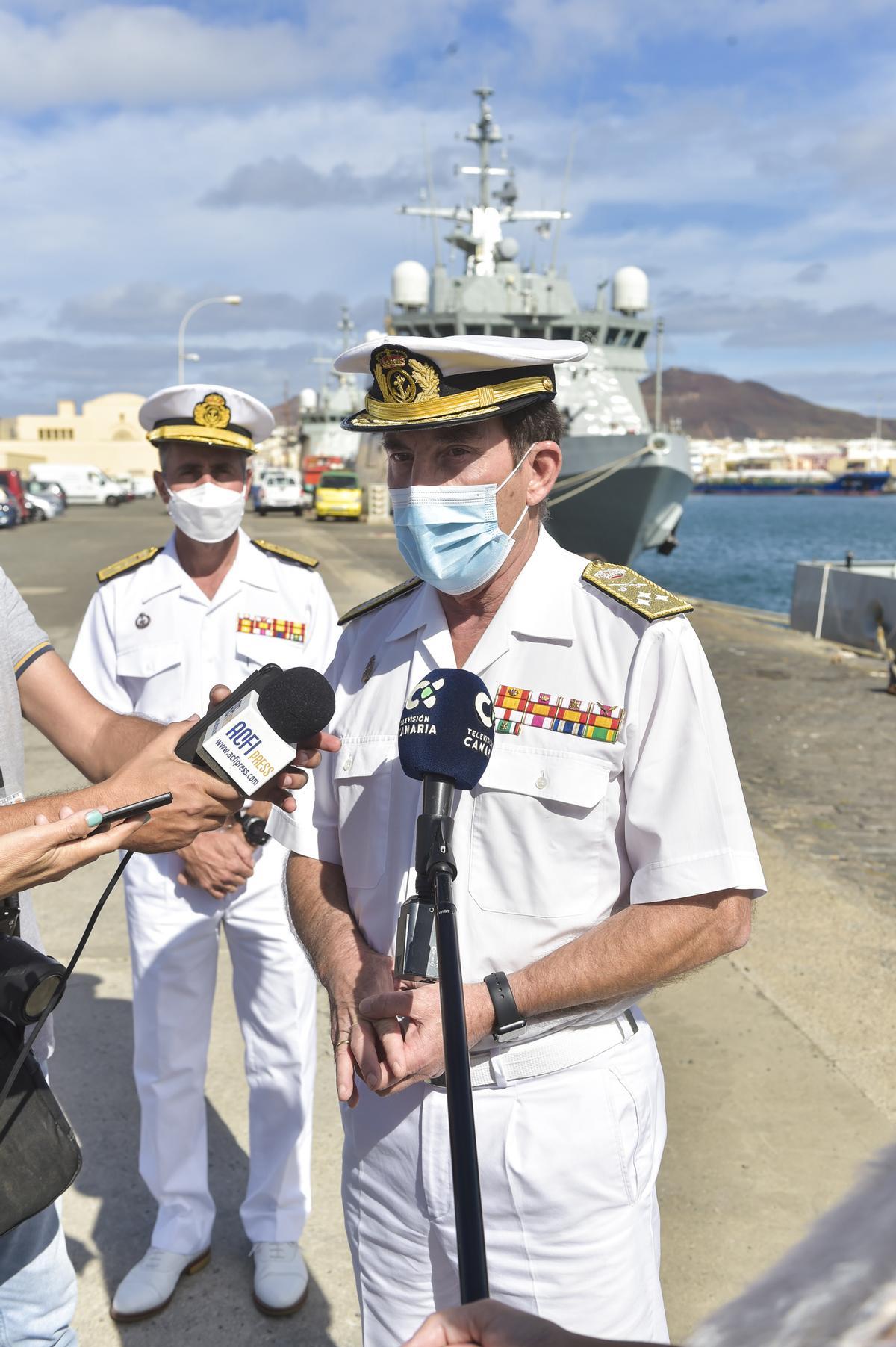 Visita del Almirante de la Flota, Antonio Martorel Lacave, a las unidades de la Flota en Canarias