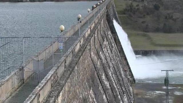 El Gobierno va avanzando en sus planes de limitar los trasvases de agua -en la imagen el pantano de Entrepeñas- y el Tajo-Segura es el más amenazado de España.