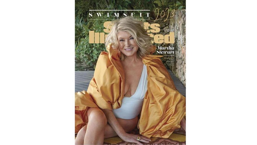 Martha Stewart posa para la portada de &#039;Sports Illustrated&#039; a sus 81 años