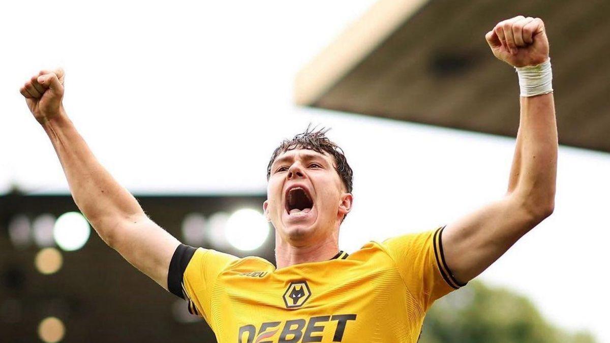 Larsen celebra un gol de esta temporada.