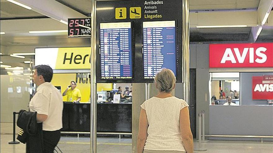 Un turista se inventa en Mallorca un aviso de bomba en un avión