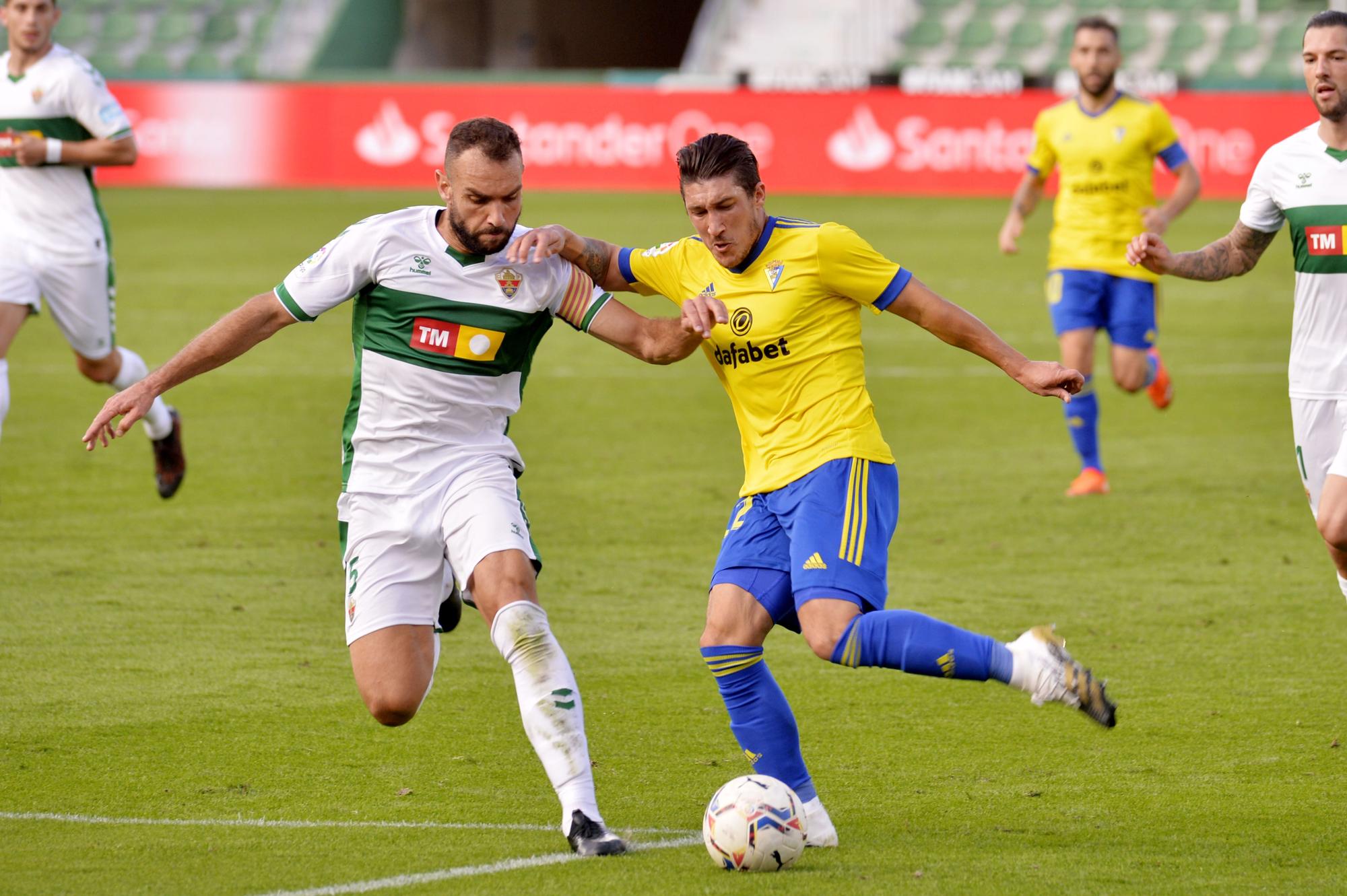 Las mejores imágenes del Elche - Cádiz