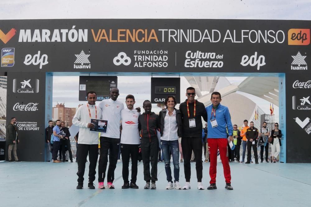 Presentación de los atletas élite del Maratón Valencia Trinidad Alfonso y 10k