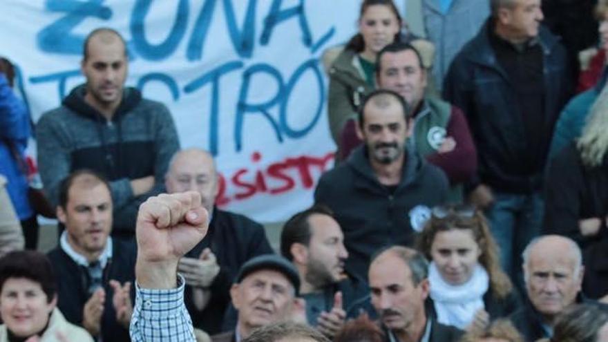 El alcalde de Teba, Cristóbal Corral, durante la manifestación en Madrid de los vecinos.