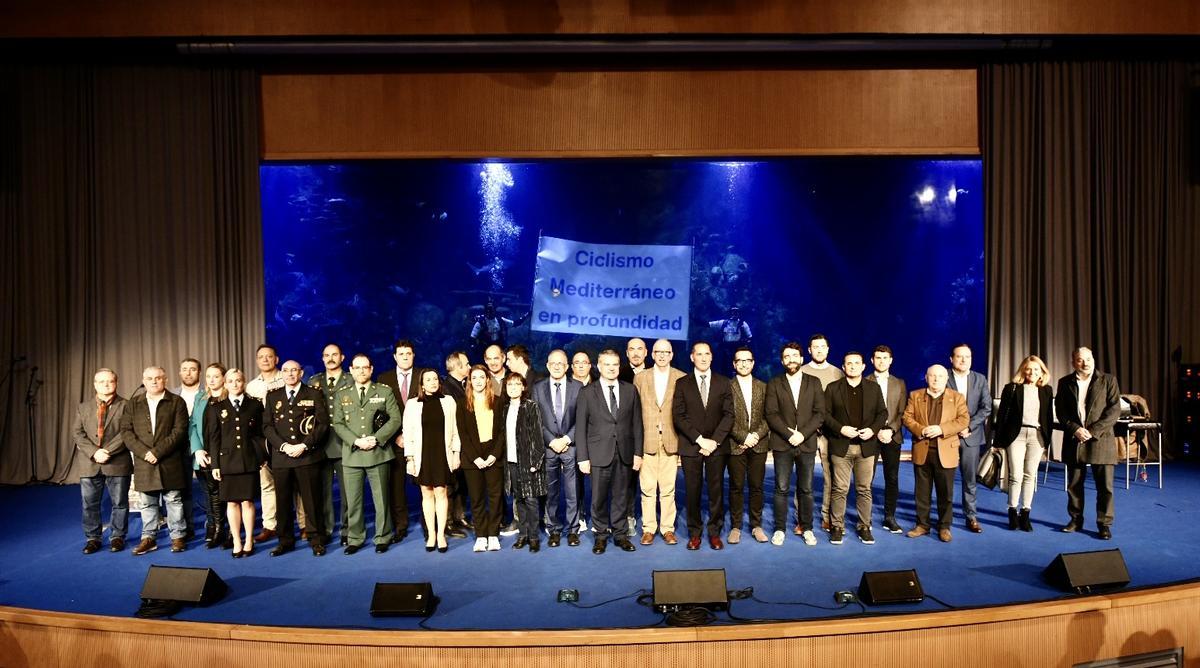 Presentación de la Volta a laComunitat Valenciana en el Auditorio Mar Rojo de l’Oceonagráfic.