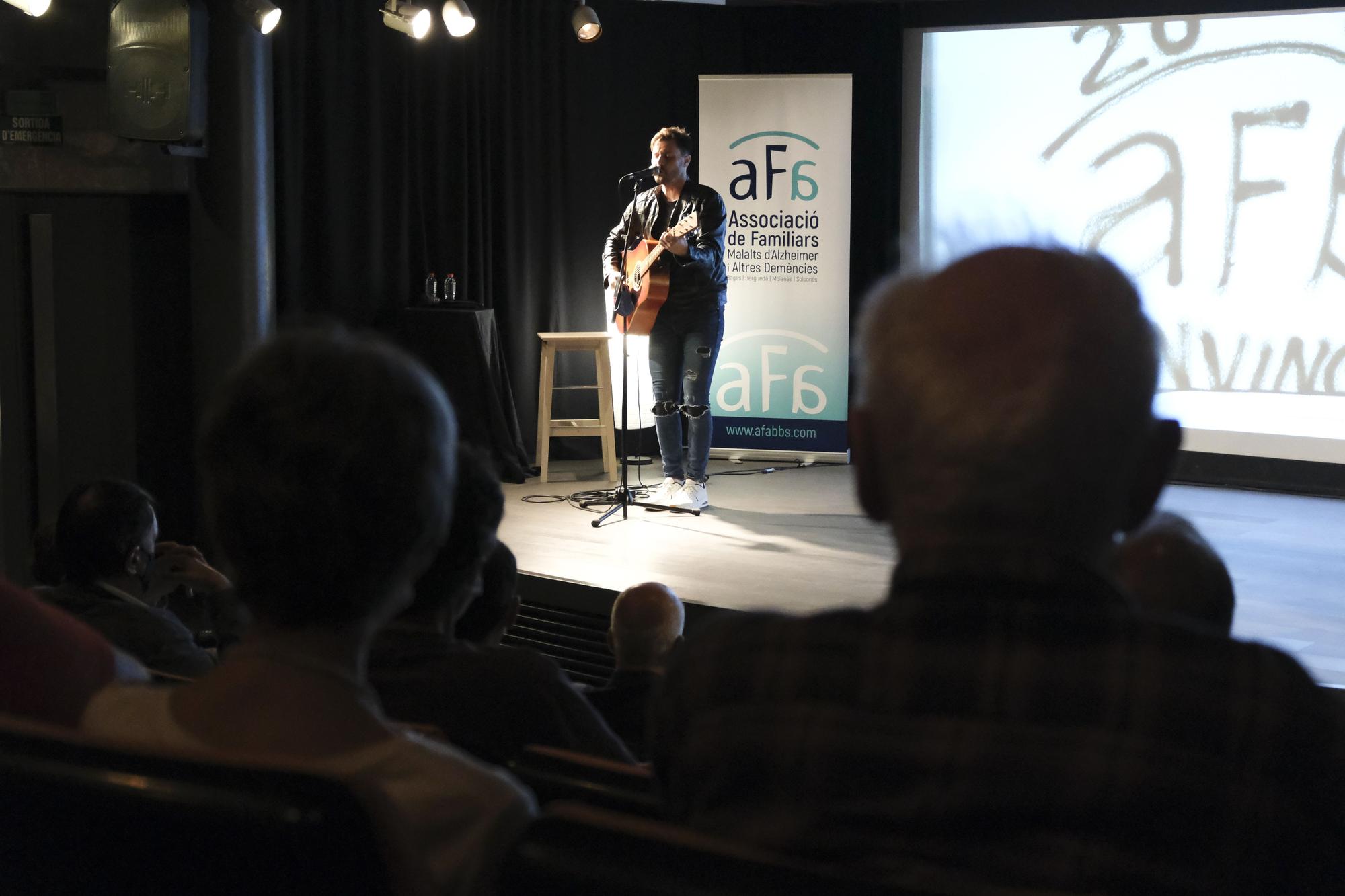 ACTE D' AGRAIMENT A L' ASSOCIACIO DE FAMILIARS DE PERSONES AMB ALZHEIMER. MANRESA-6.jpg