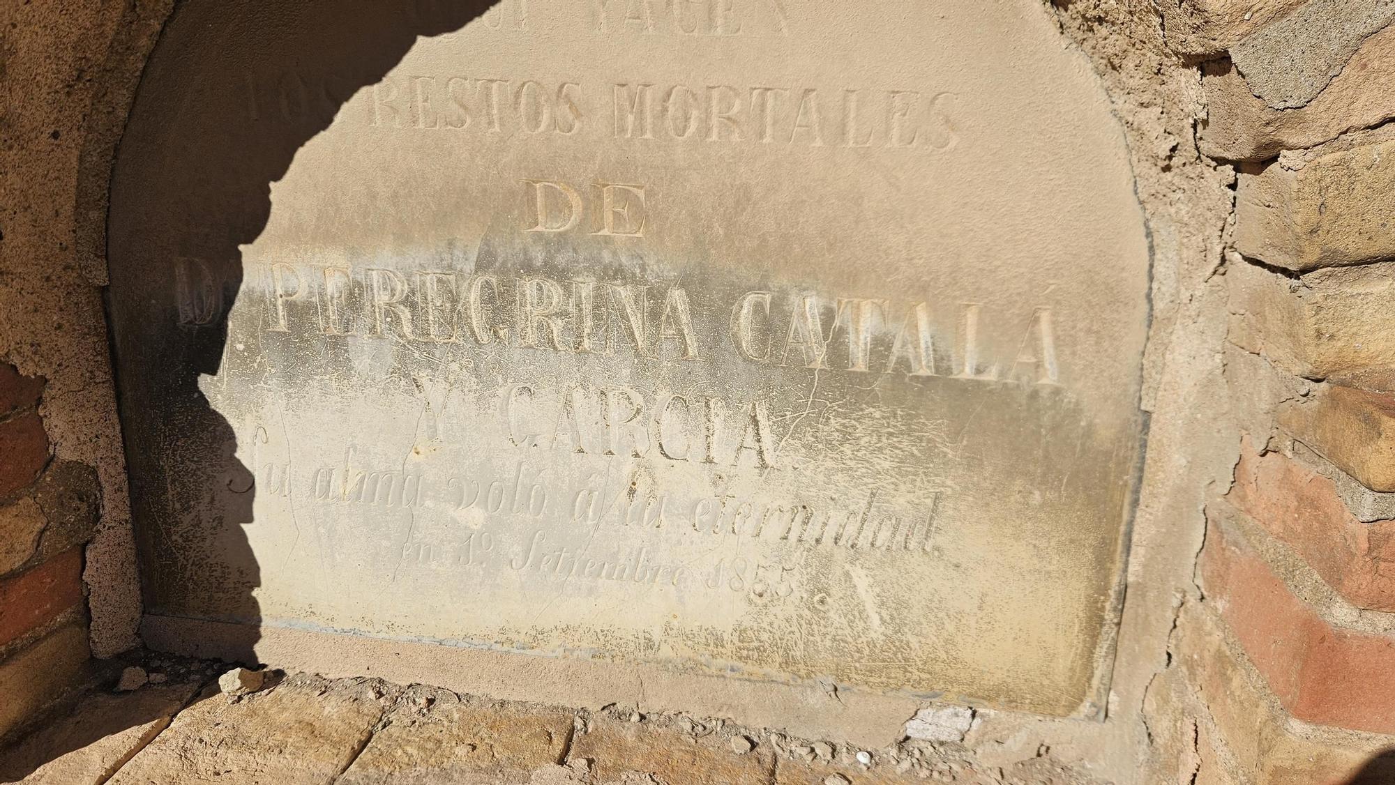 Nombres insólitos en el Cementerio General de València