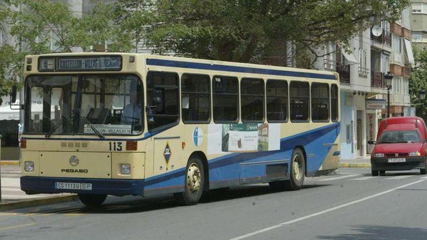 El bus Benicàssim-Castelló refuerza hoy su frecuencia