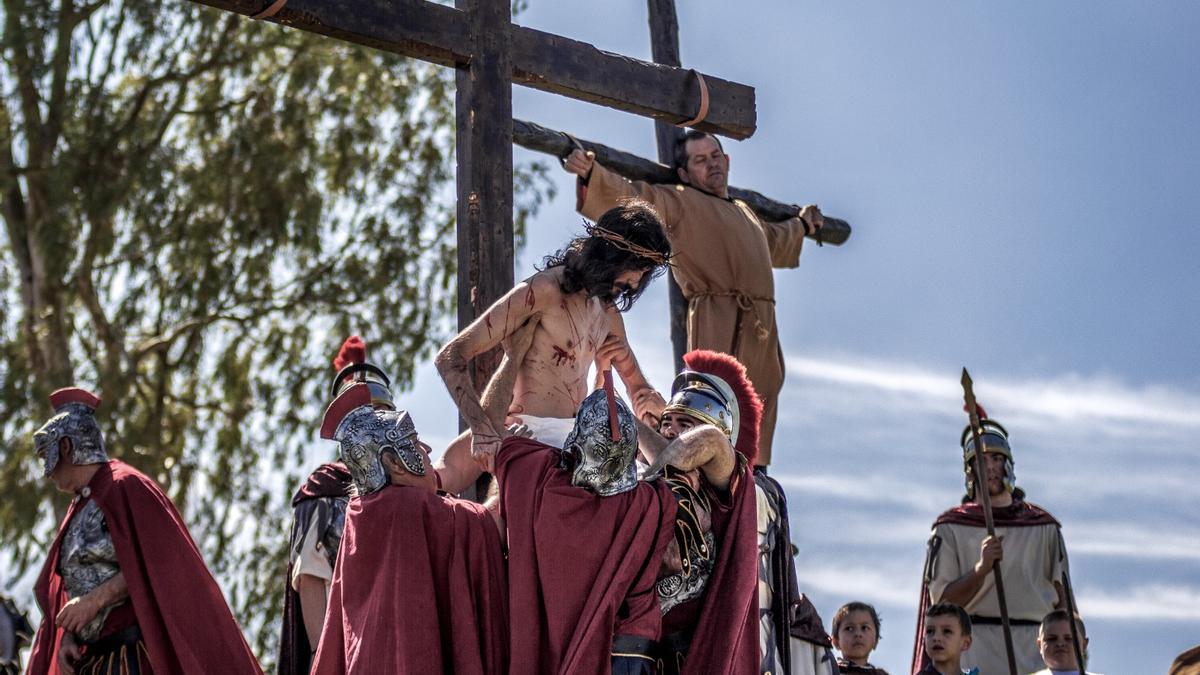 Una de las imágenes que Jorge Luis Fernández tomó de via crucis del Cerro de Reyes.