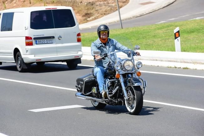 Los clubes de motero de Harley realizan un ...