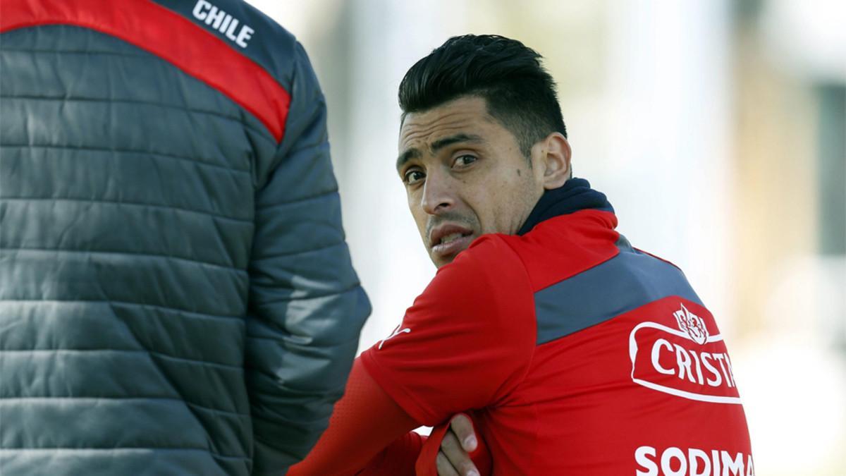 Gonzalo Jara, defensa internacional chileno del Universidad de Chile