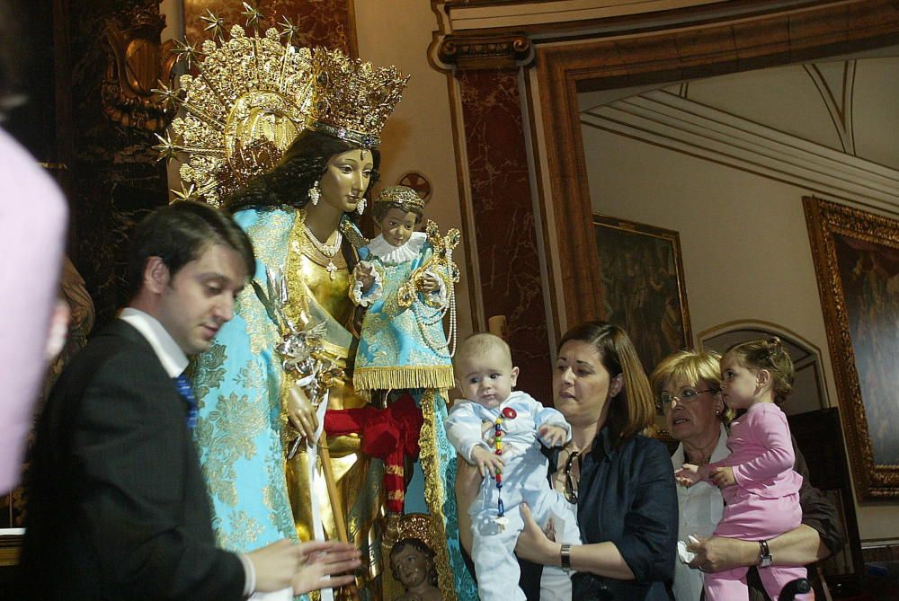 Retrospectiva de los primeros Besamanos a la Virgen de los Desamparados