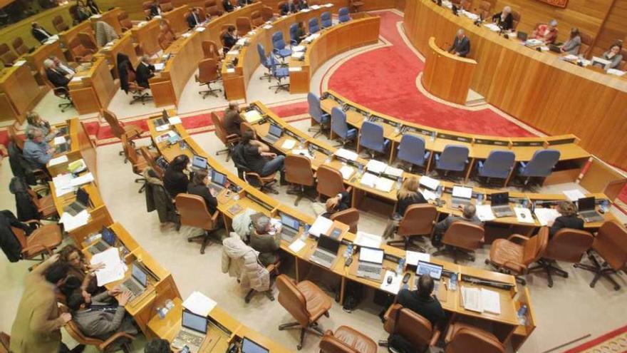 Celebración, ayer, del pleno en el Parlamento de Galicia. // Xoán Álvarez