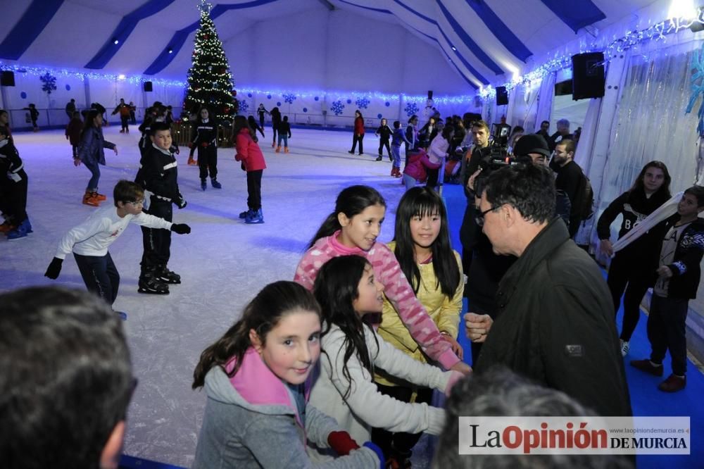 ¡Ya es Navidad en Murcia! Con pista de hielo inclu