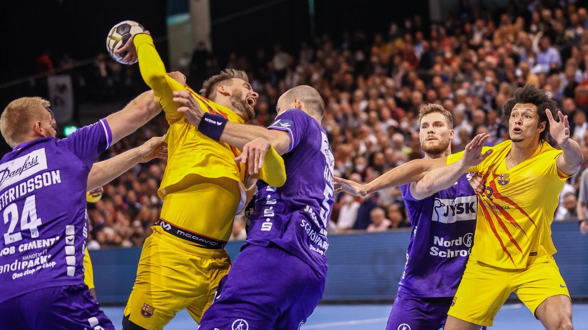 El Barça mostró un alto nivel en la pista del Flensburg