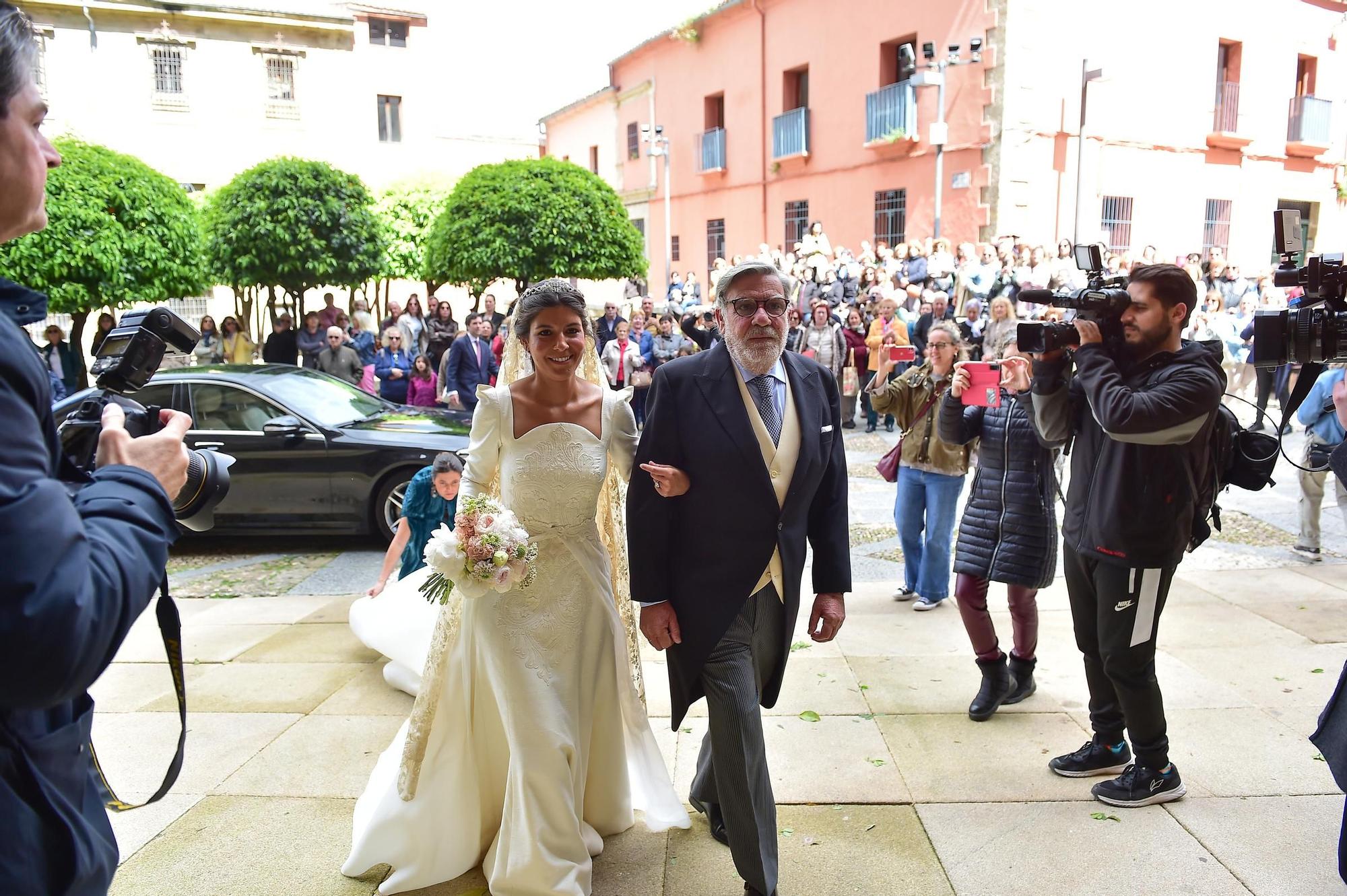 Fotogalería | Plasencia recibe a los Ruiz Mateos para la boda con una placentina