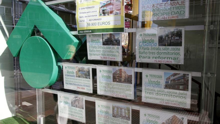 Las hipotecas verdes pierden fuerza en España: la oferta cae un 20% y los tipos suben en 2026