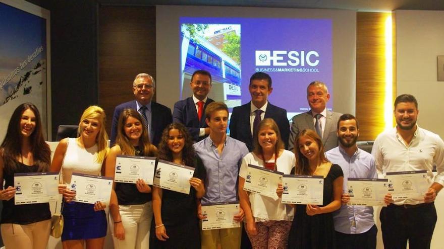 ESIC premia a su cuadro de honor