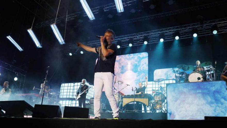 Love of Lesbian ofrecerá en el Coliseum de A Coruña el 13 de mayo su único concierto en Galicia en 2023