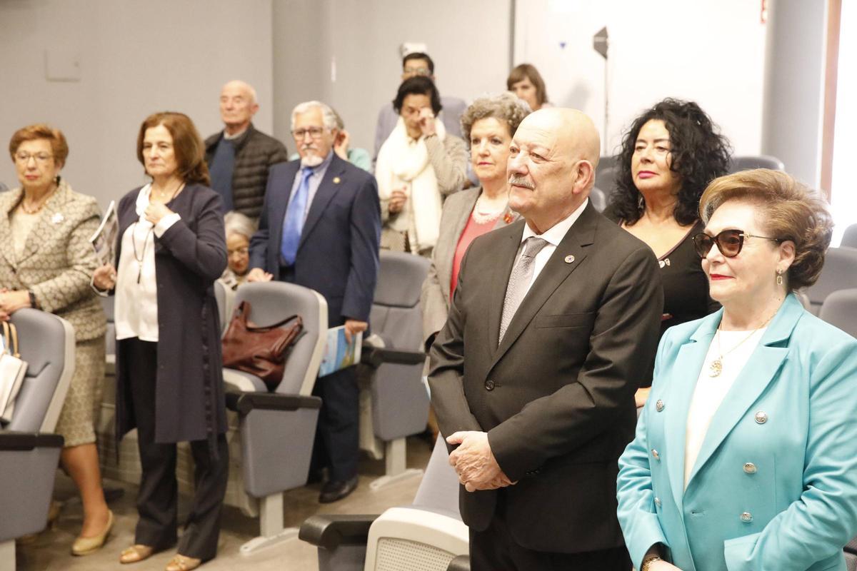 Misa y conferencia en la cita anual de la Asociación de Donantes de Sangre de Gijón (en imágenes) Misa y conferencia en la cita anual de la Asociación de Donantes de Sangre de Gijón (en imágenes)